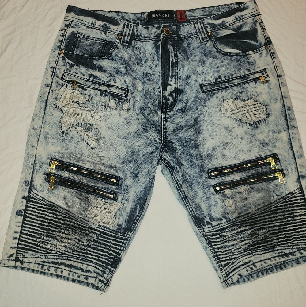 Makobi Shorts